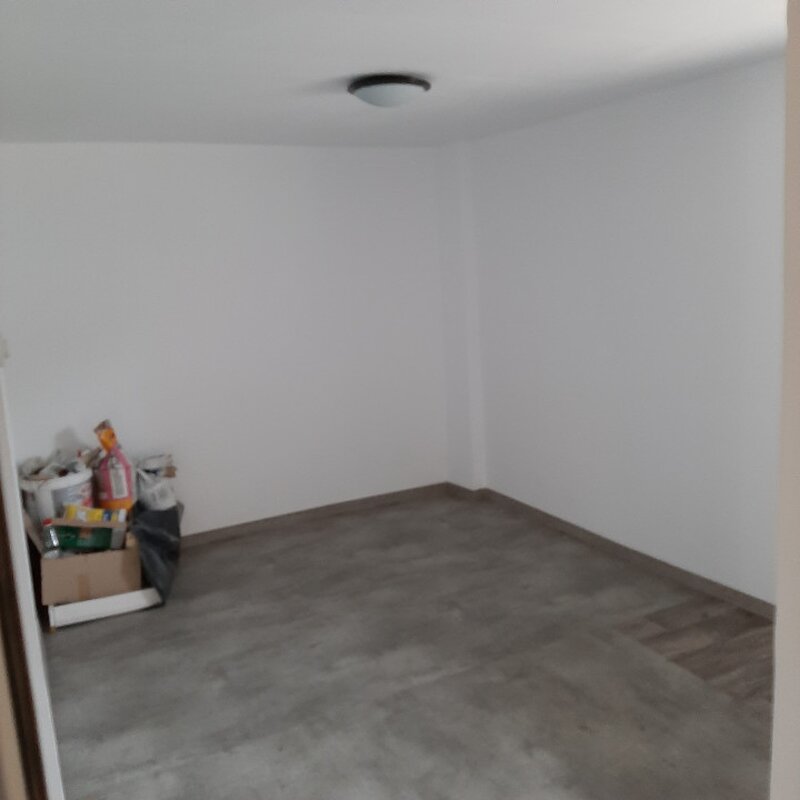 Casa batraneasca, renovara, str. Antiaeriana intersectie cu Sos. Alexandriei